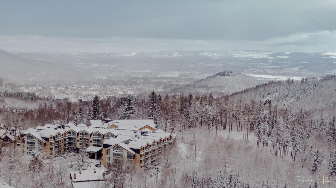 Green Mountain 5* Hotel Karpacz Luaran gambar Aerial view of the resort