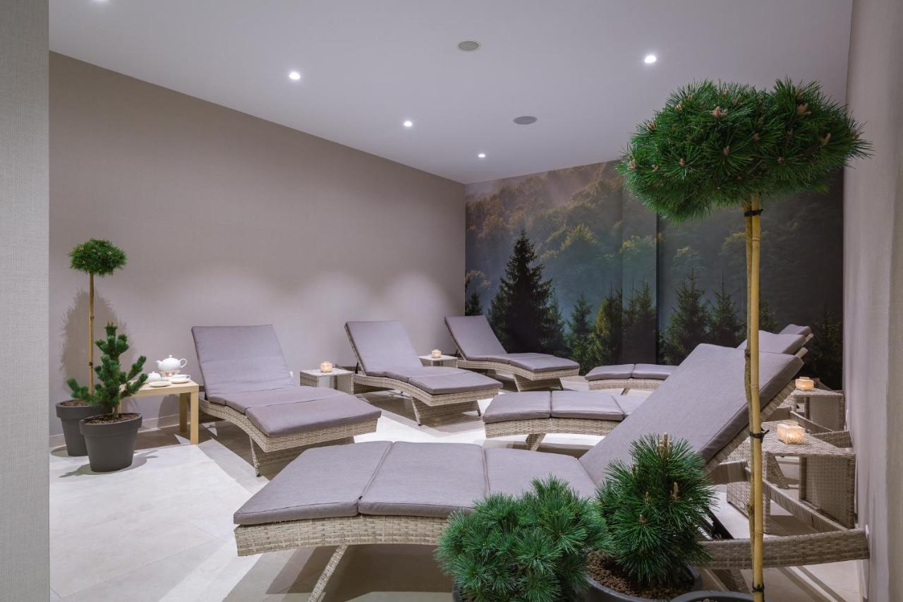 Green Mountain 5* Hotel Karpacz Luaran gambar A relaxation room