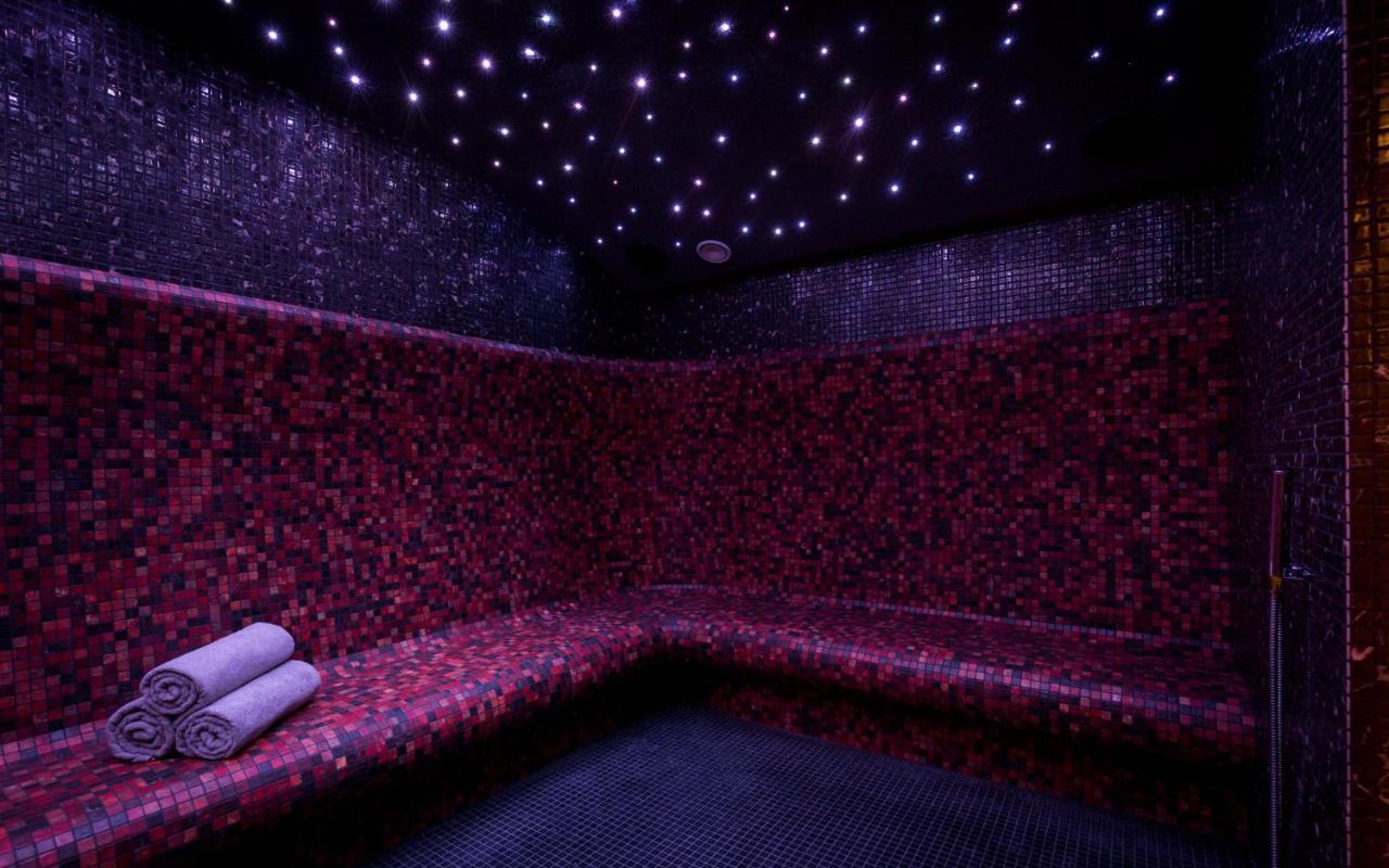 Green Mountain 5* Hotel Karpacz Luaran gambar A steam room